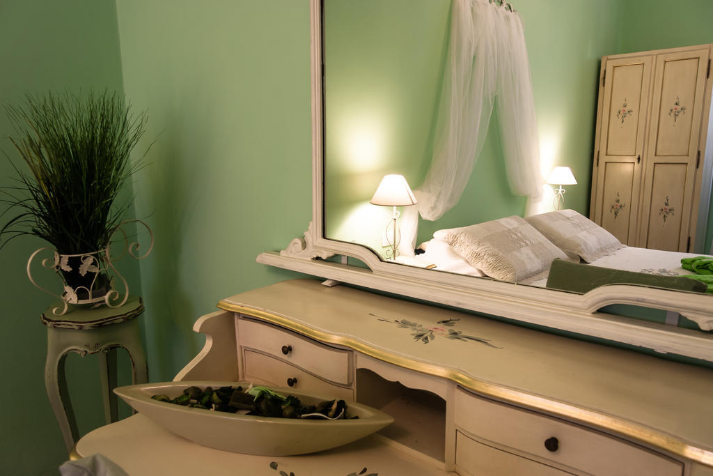 Bric A Brac Bed & Breakfast Флоренция Стая снимка