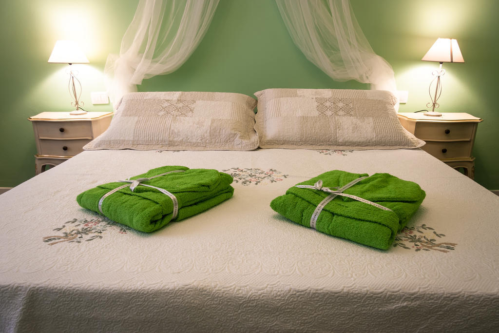 Bric A Brac Bed & Breakfast Флоренция Екстериор снимка